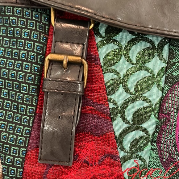 Desigual Messenger Bag 👜 - Picture 3 of 14